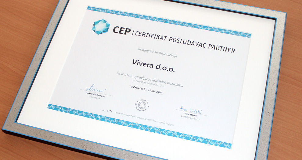 Uokvirena potvrda s plavim rubom i logotipom u gornjem lijevom kutu, dodijeljena tvrtki 'Vivera d.o.o.' s potpisima u donjem lijevom i desnom kutu, datirana '31.03.2016.'